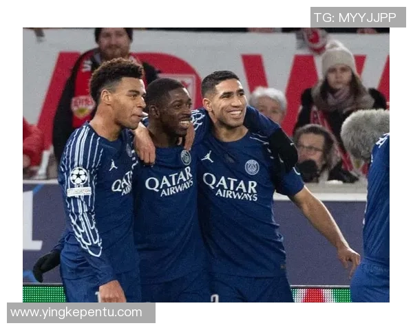 英超激战：那不勒斯与巴黎圣日耳曼战成平局全场沸腾点评精彩纷呈