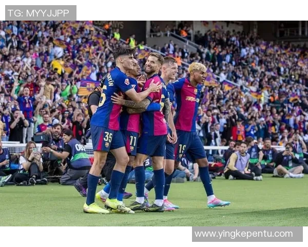 国王杯焦点战巴萨与皇马互交白卷争议判罚引发全场热议