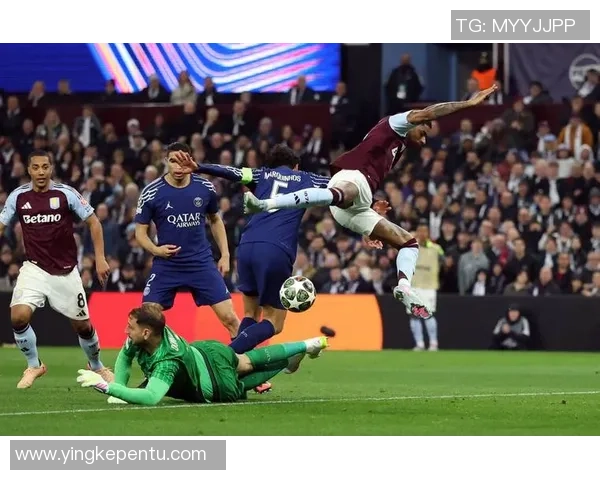 欧冠激战：多特蒙德小胜巴萨引发转会风波与球迷热议