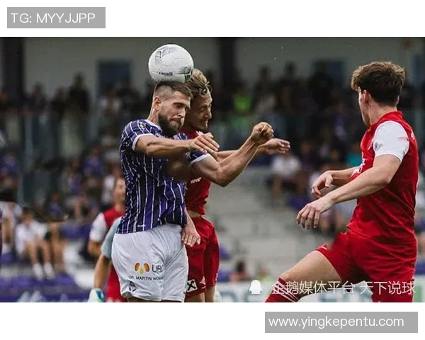 德甲激战巴萨险胜AC米兰乌龙球引发全场狂欢与转会传闻