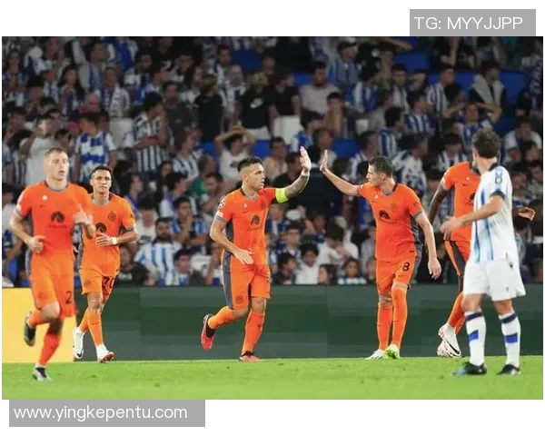 欧冠激战曼城与里昂战成平局绝杀时刻点燃全场激情